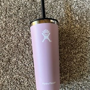 Hydroflask 22 oz Tumbler Lilac